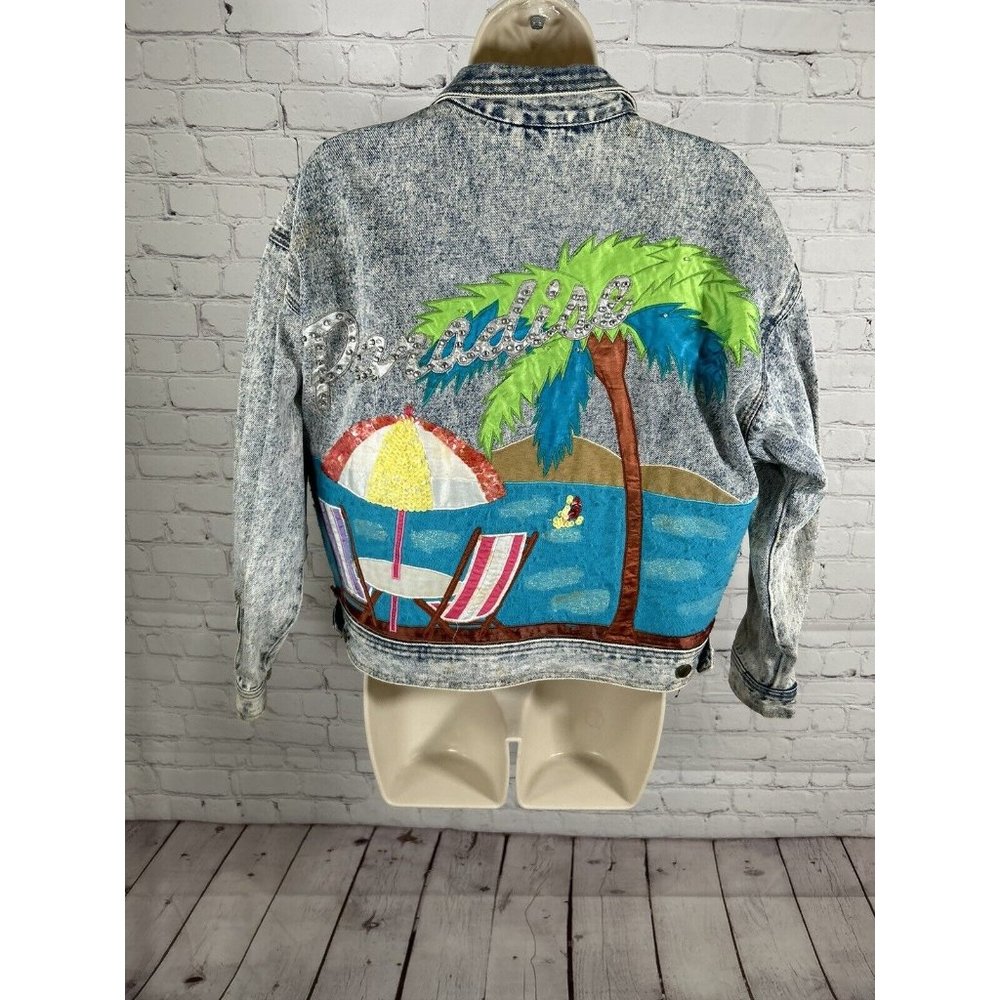 VTG Chazzz Light Wash Distressed Rhinestone Embroidered Paradise Jean Jacket M